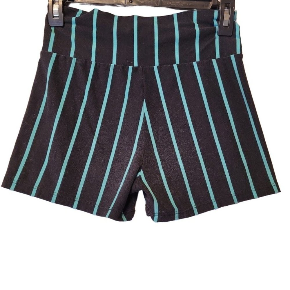 Black and Green Pin Stripe Activewear Zip Up Shorts